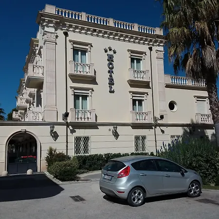 Art Al Boschetto Hotel